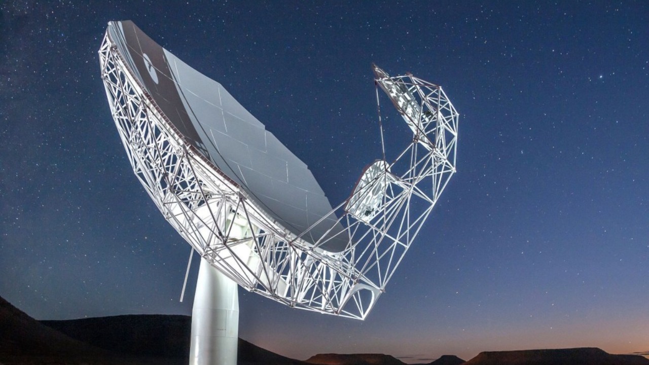 DISCOVERY - ASTRONOMY main image 1