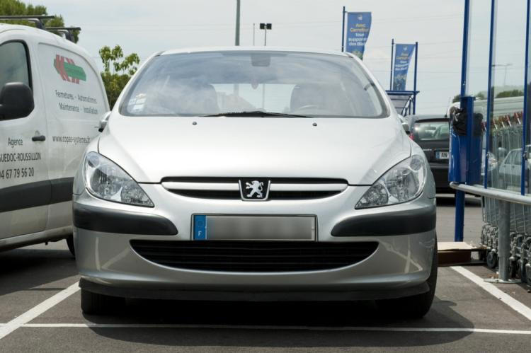 Devenu millionnaire, ce joueur de tennis continue de rouler en Peugeot 307