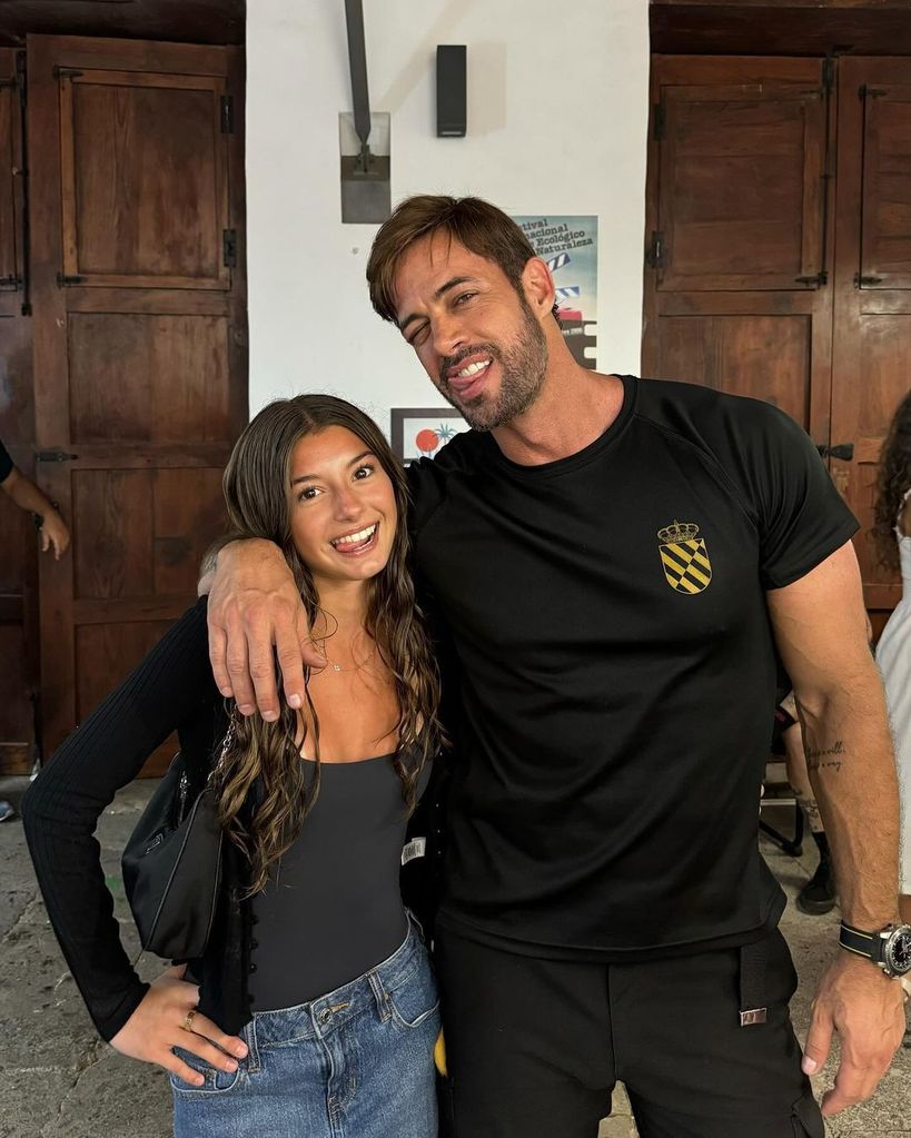 Kailey Levy orgullosa de sus padres les dedica sentidos mensajes