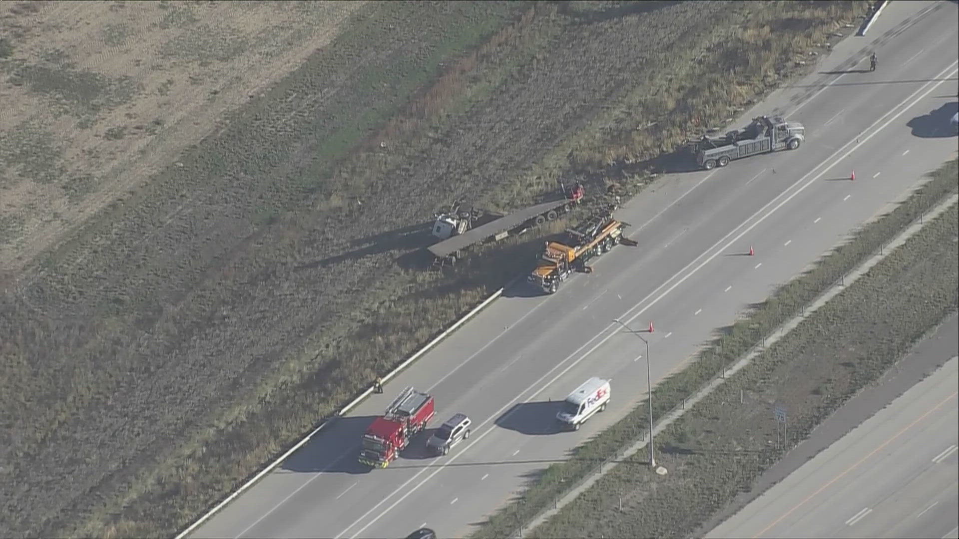 Semi-truck driver killed in rollover crash on I-25 near Loveland