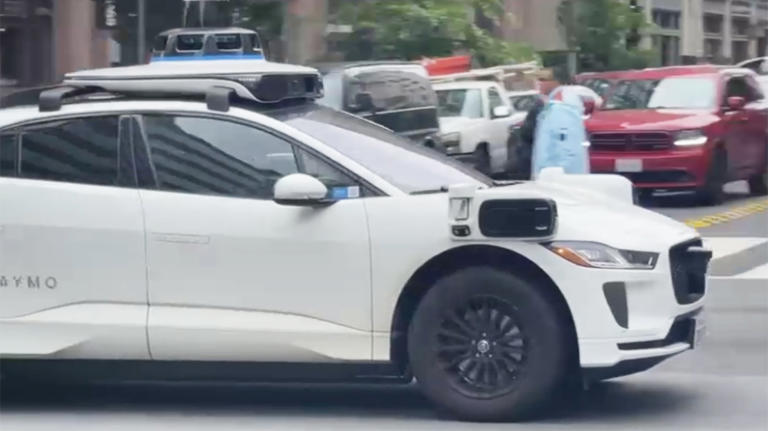 why-self-driving-waymo-car-service-isn-t-available-yet-in-dc