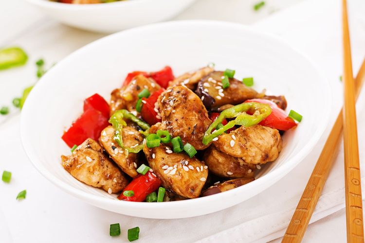Resep Ayam Kung Pao: Rasa Pedas Gurih yang Menggugah Selera
