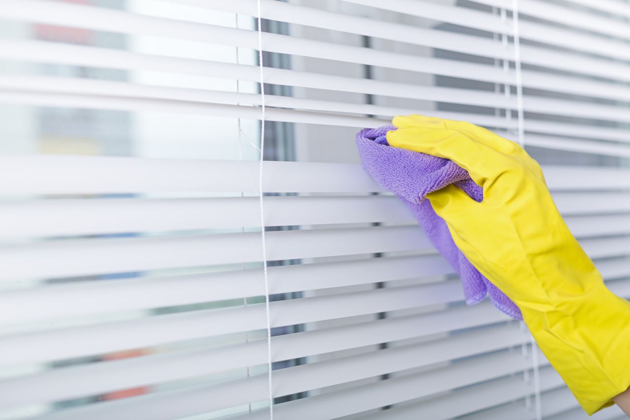 Cleaning Blinds with Cloth