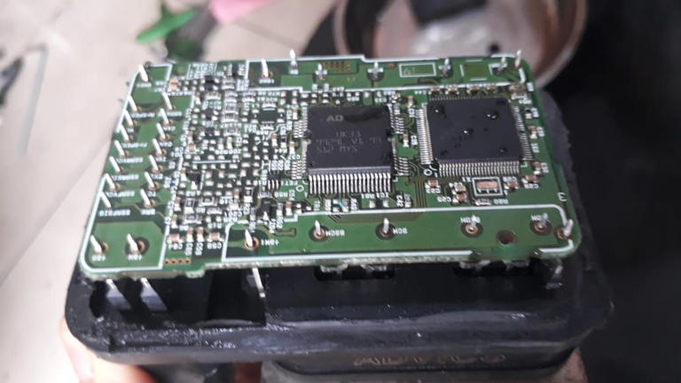 Dua Gejala Awal Kerusakan Sistem Modul Rem ABS di Motor Bekas