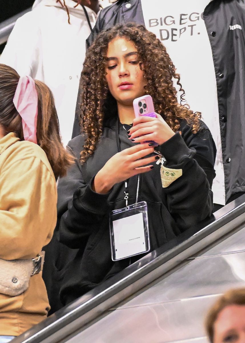 Mariah Carey and Nick Cannon s teenagers surprise fans with their height