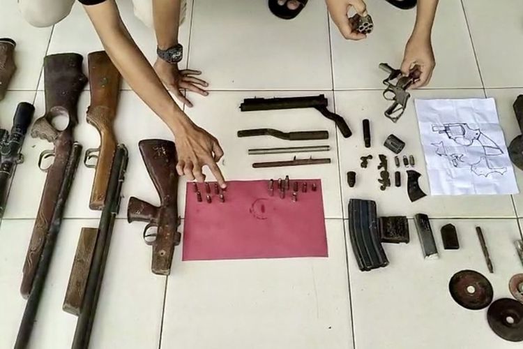 Upaya Penangkapan Bandar Narkoba dan Pengrajin Senpi di Lampung Tengah Dihambat Massa