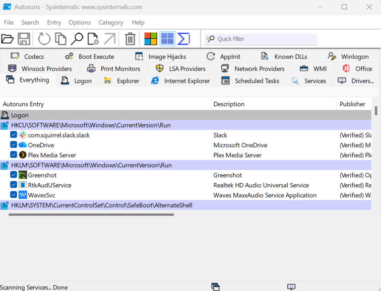 4 free tools I keep on my USB drive to fix any Windows PC