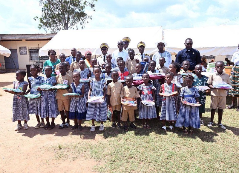 Éducation nationale : Zoro Bi Ballo Épiphane encourage l’excellence scolaire à Sinfra