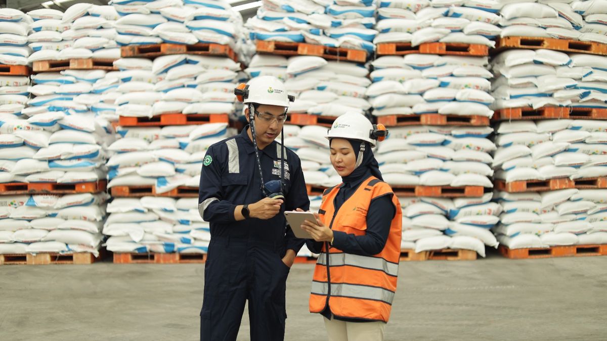 Sejarah Era Prabowo: Pupuk Indonesia Dukung Penurunan HET Pupuk Subsidi