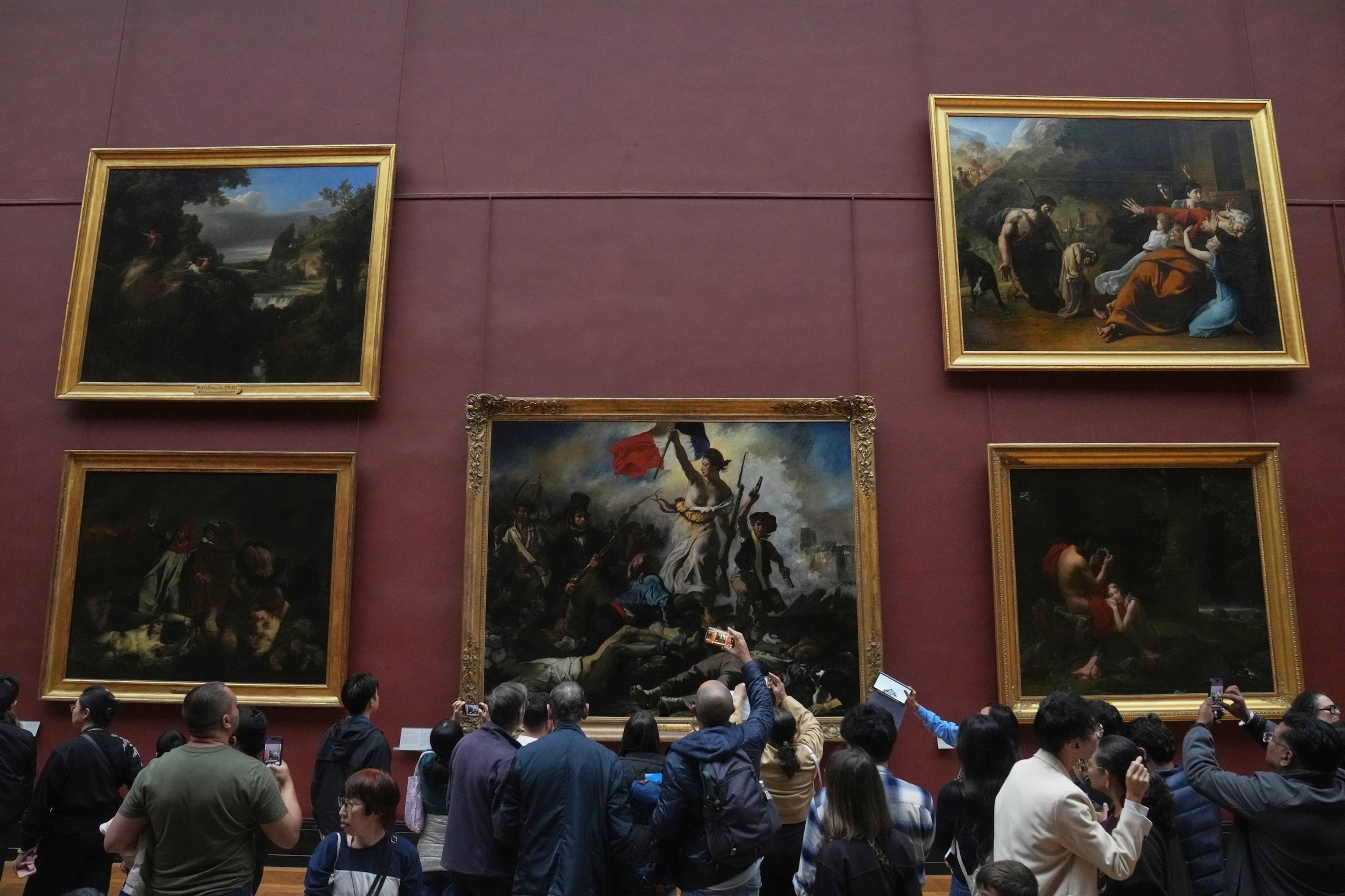 DNA uncovered in Louvre jewel heist could be first major break in probe ...