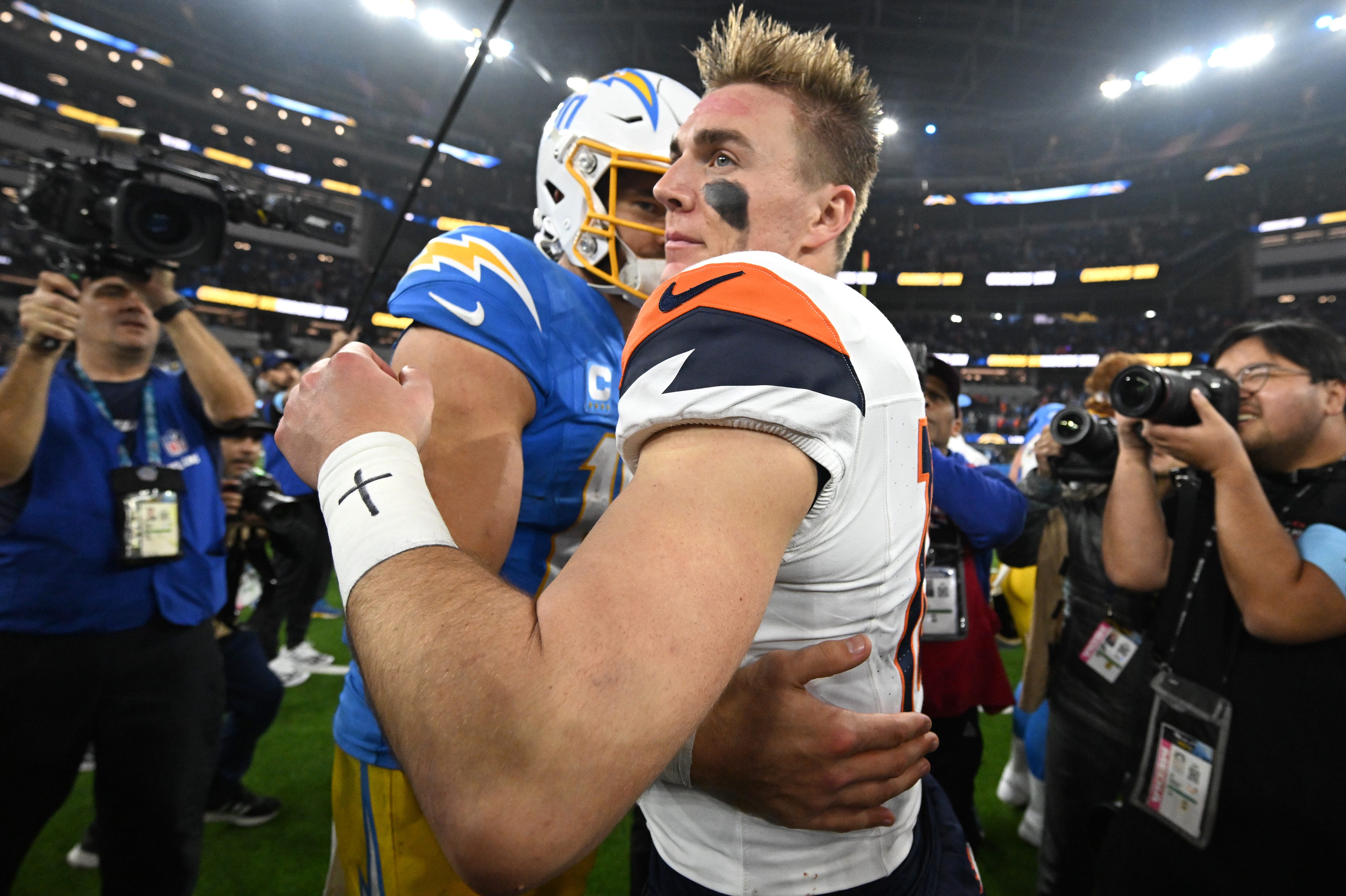 How have Oregon quarterbacks fared in the NFL this season? Justin ...