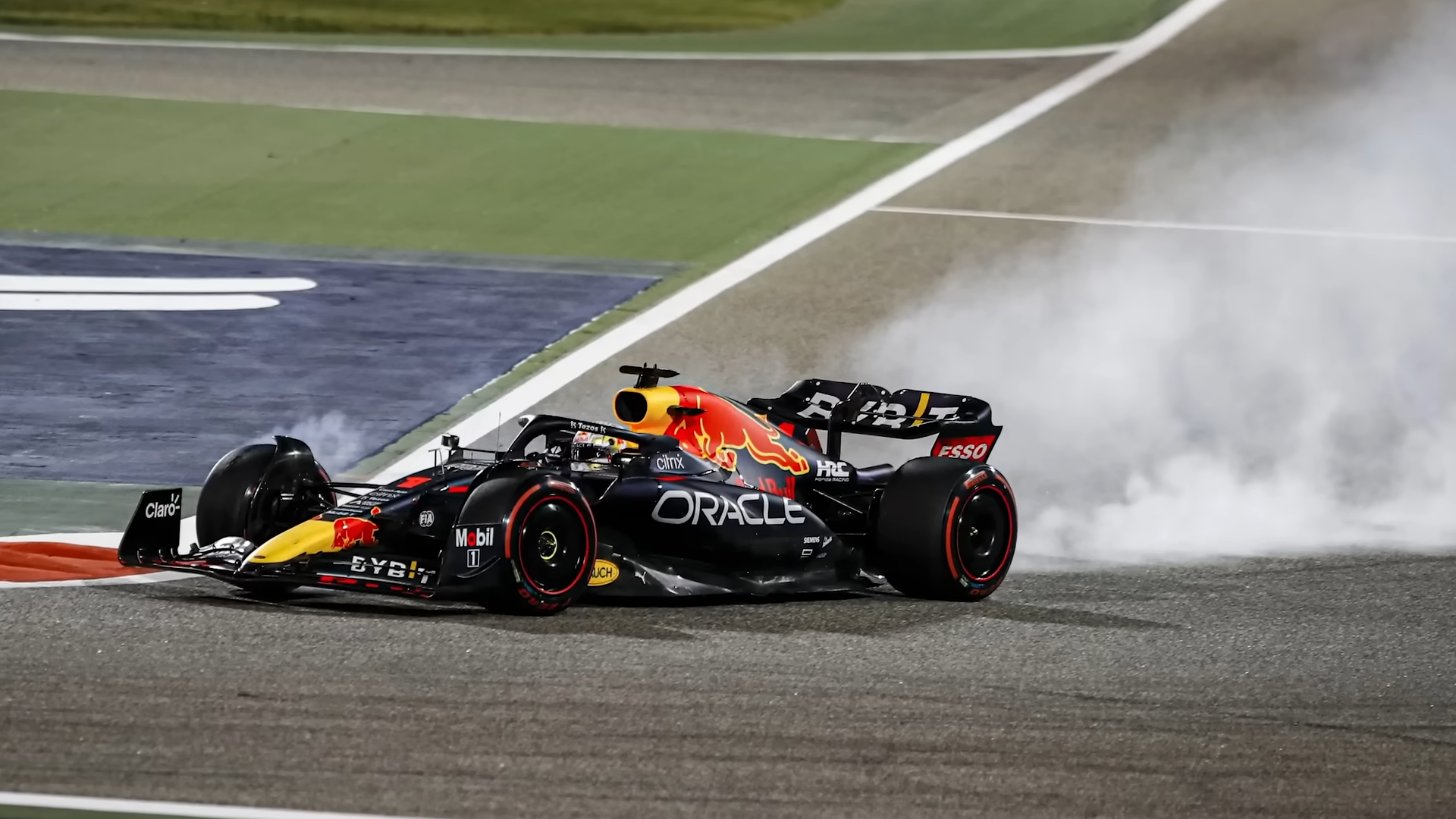 Inside the Psychology of Why F1 V10s Sound Heavenly