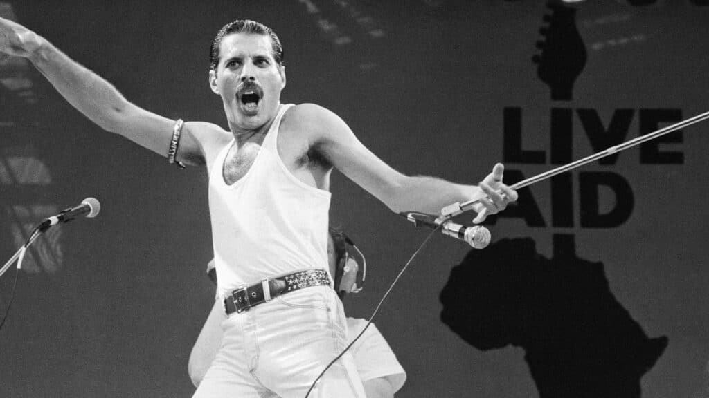 25 Singers Who Rewrote the Rules of Music