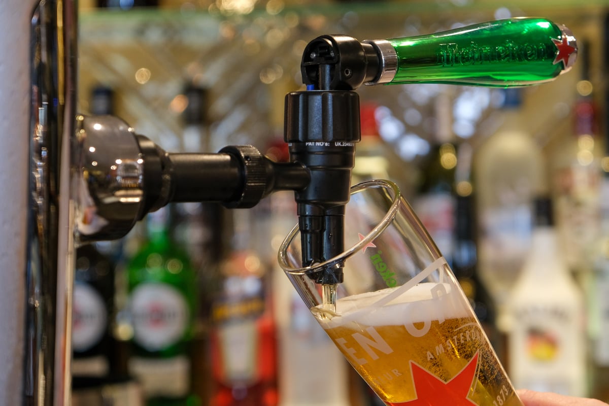 Heineken to pour £44.5m into UK pubs, creating 850 jobs