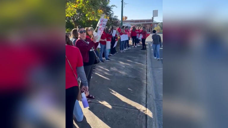 Union County teachers protest for better pay