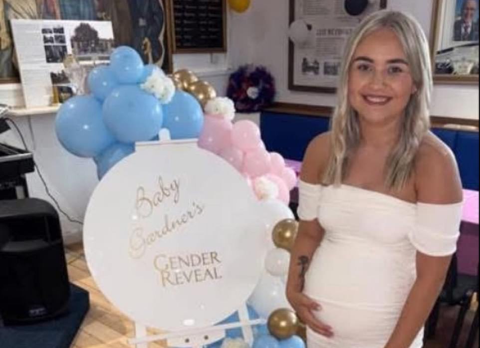 23 year-old 'faked entire pregnancy using bump and doll'