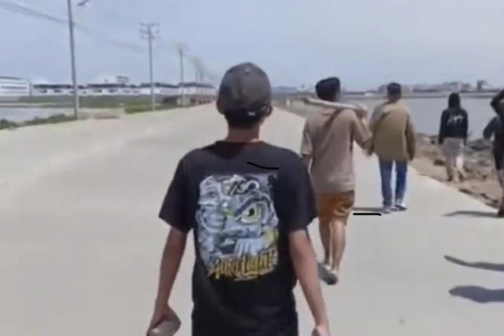 Sejumlah WNI di Kamboja kabur dari sindikat online scam. Foto: Instagram/ @indonesiainphnompenh