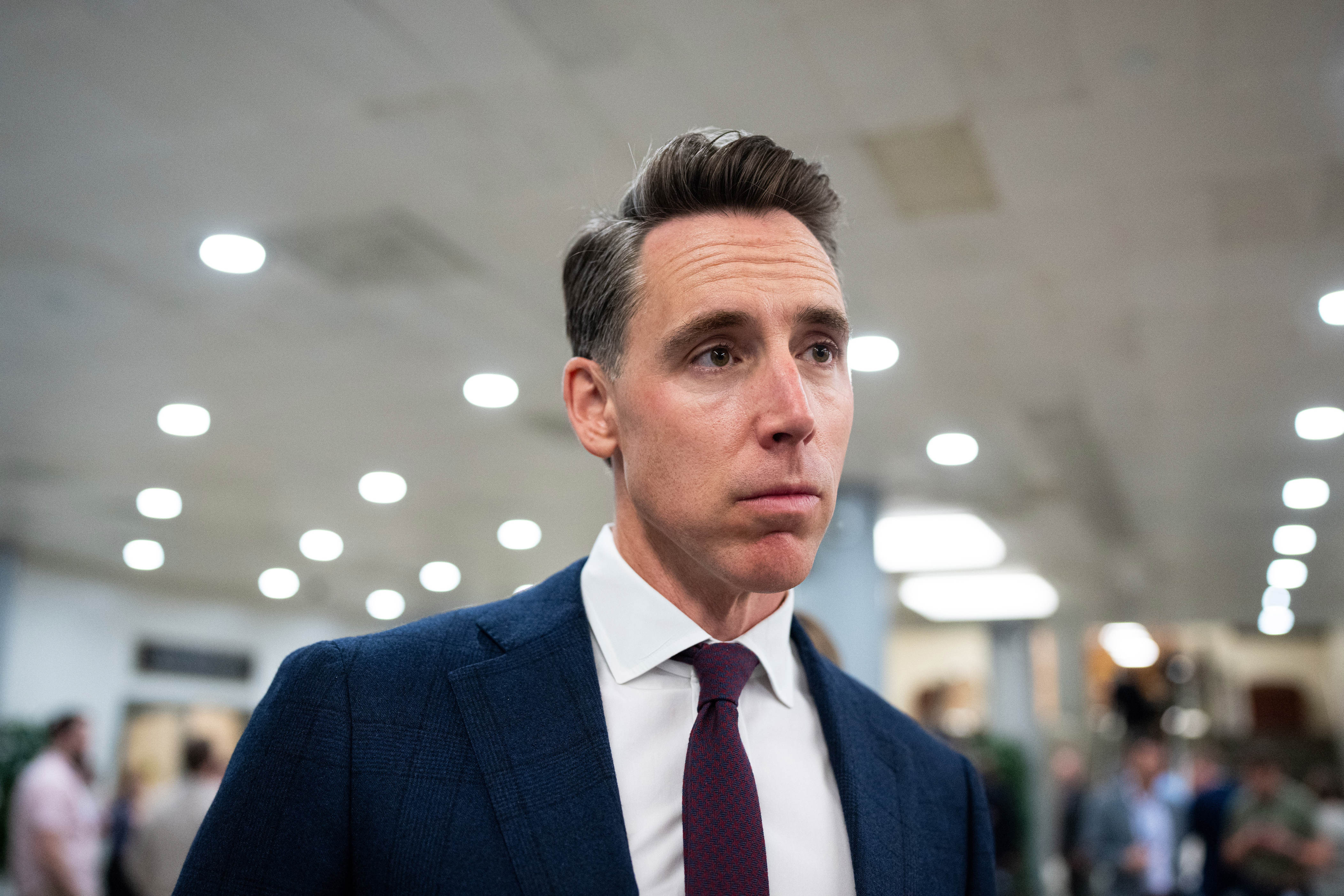 SNAP benefit update: Senator pushes plan to reinstate funding amid shutdown