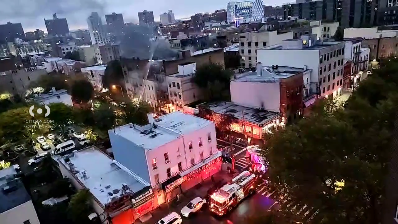 7 people hurt, including 1 FDNY firefighter, in Bronx apartment fire