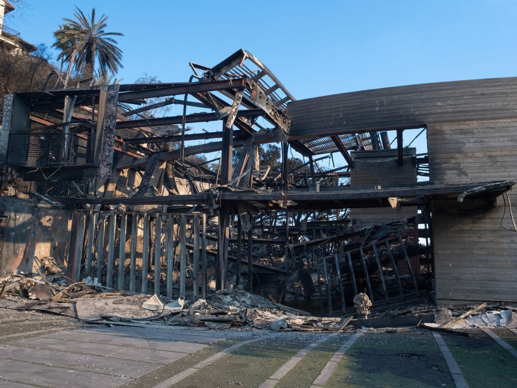 $125 million &lsquo;Succession&rsquo; mansion ravaged by fire declared public nuisance