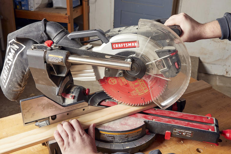 Miter Saw vs. Table Saw: What’s the Difference?