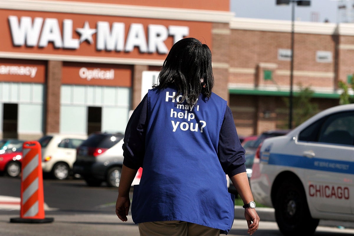 Walmart will stop hiring foreign H-1B visa workers after Trump hikes ...
