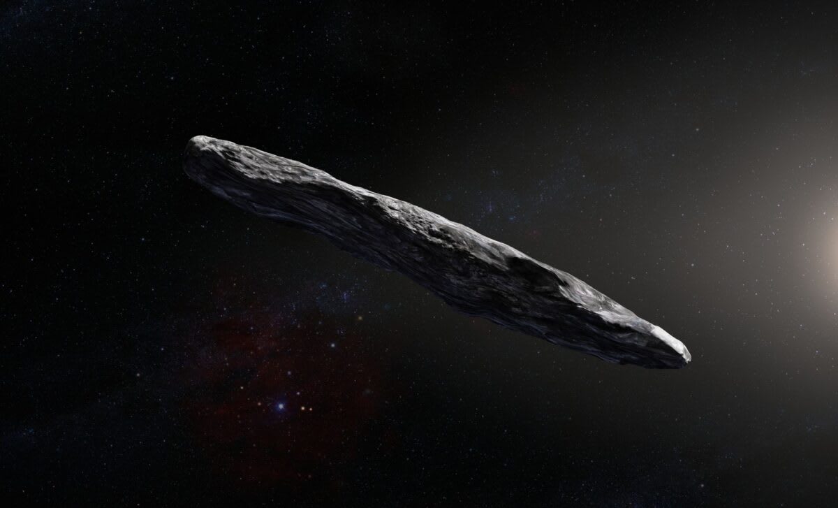 Astronomers Spot Interstellar Visitor Shooting Bizarre Tendril Toward