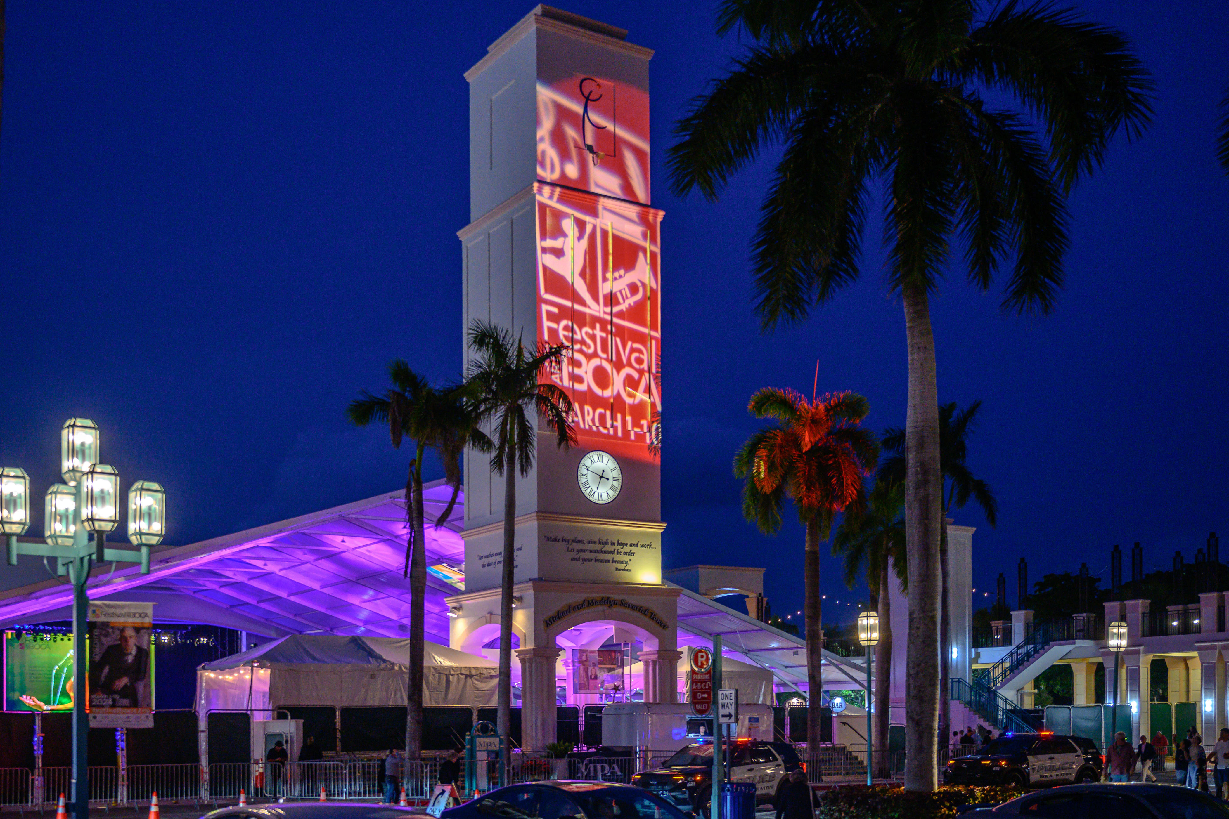 Holiday shopping: Boca Raton's Mizner Park dining, shops and entertainment