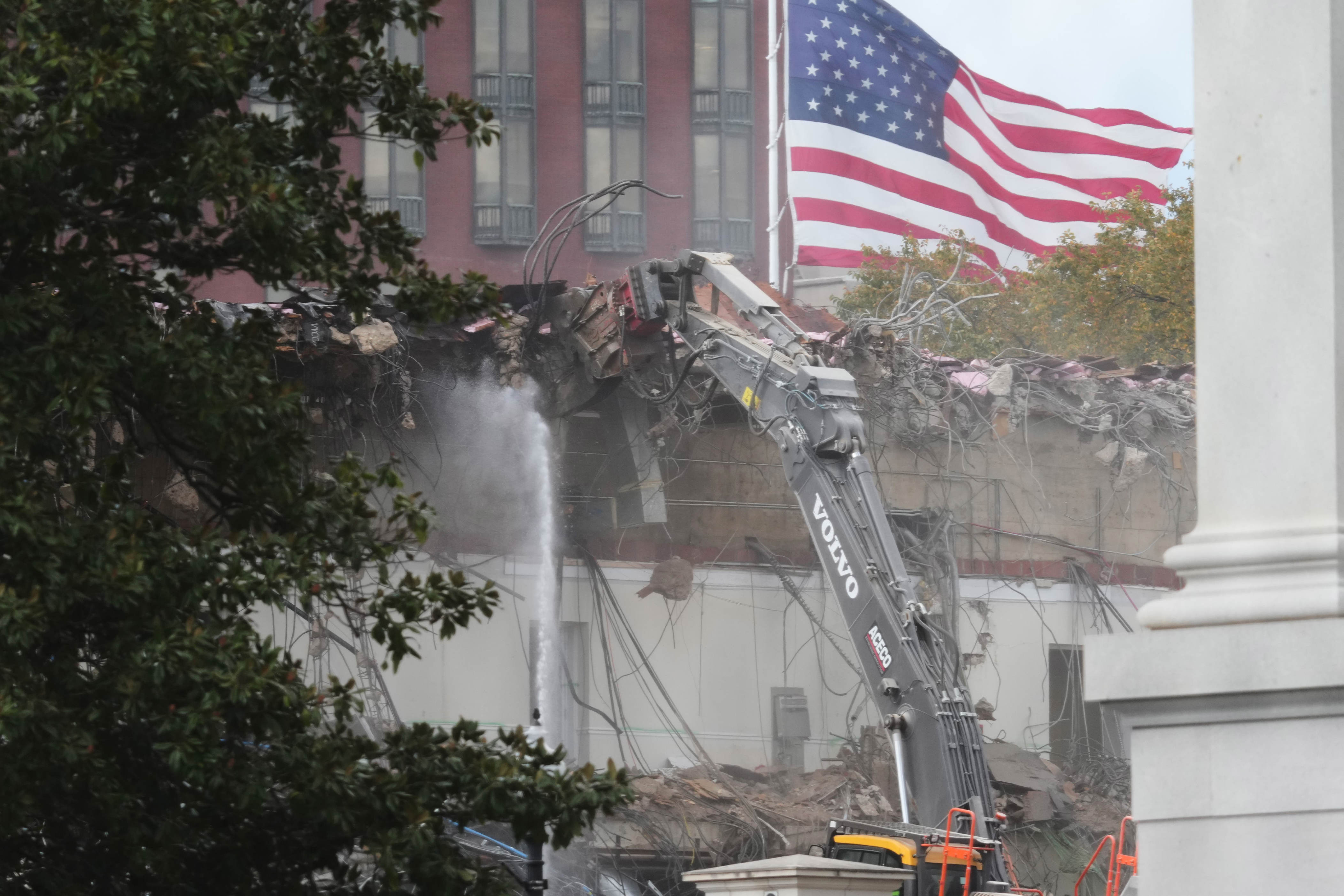 White House demolition update: Entire East Wing may be torn down by weekend