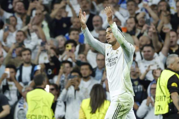 El Real Madrid juega con 10, Florentino Pérez está cada vez más ...
