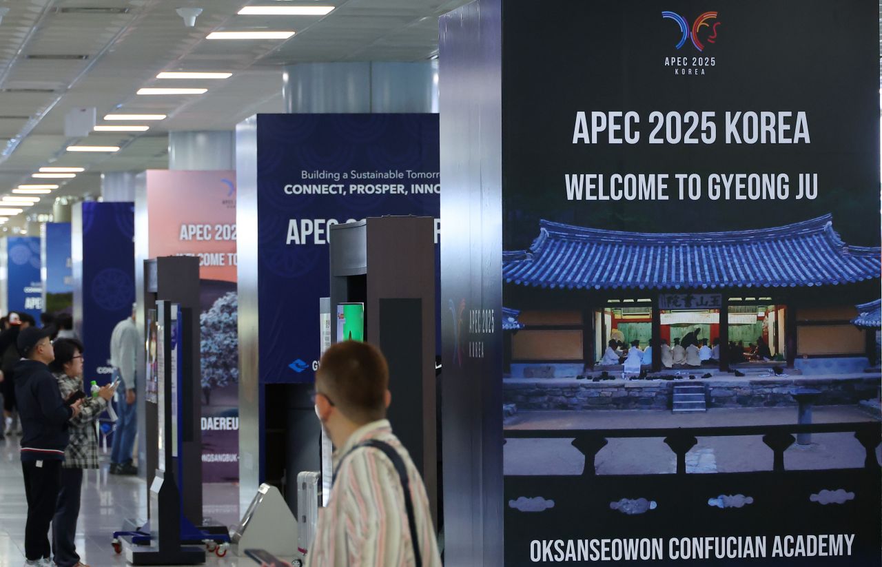 pwc-apec-2025-21-ceo