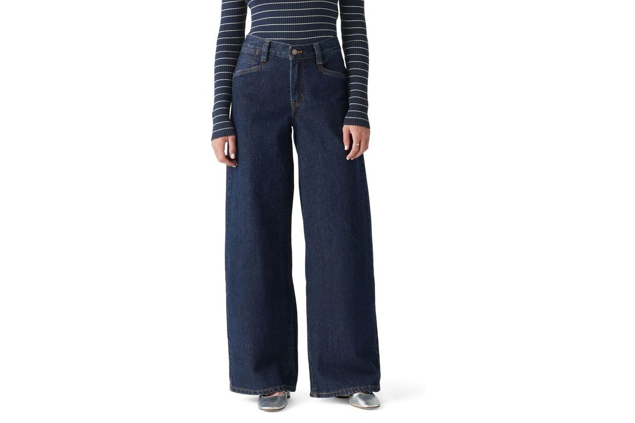 Levi's Women's 94 Baggy Wide Leg Jean (Also Available in Plus)