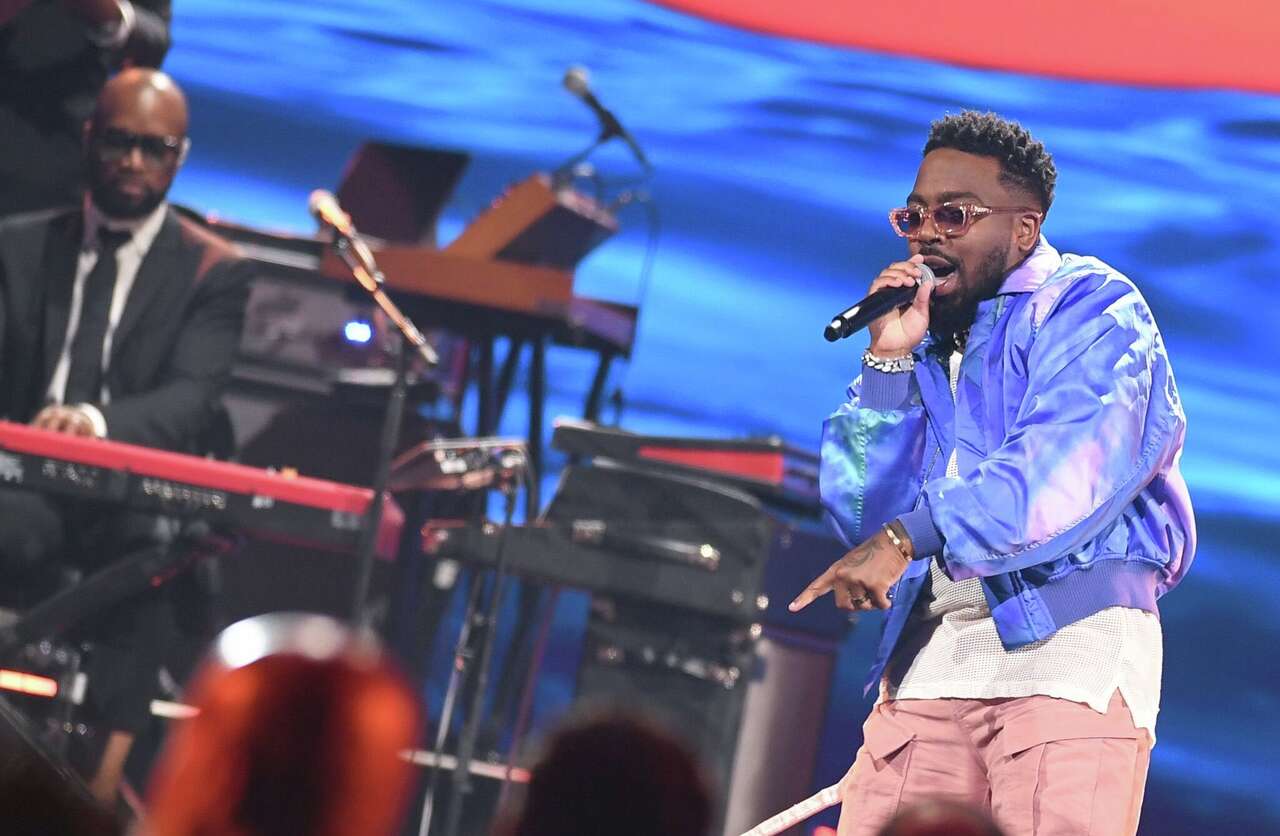 dallas-based-christian-singer-files-lawsuit-against-former-group