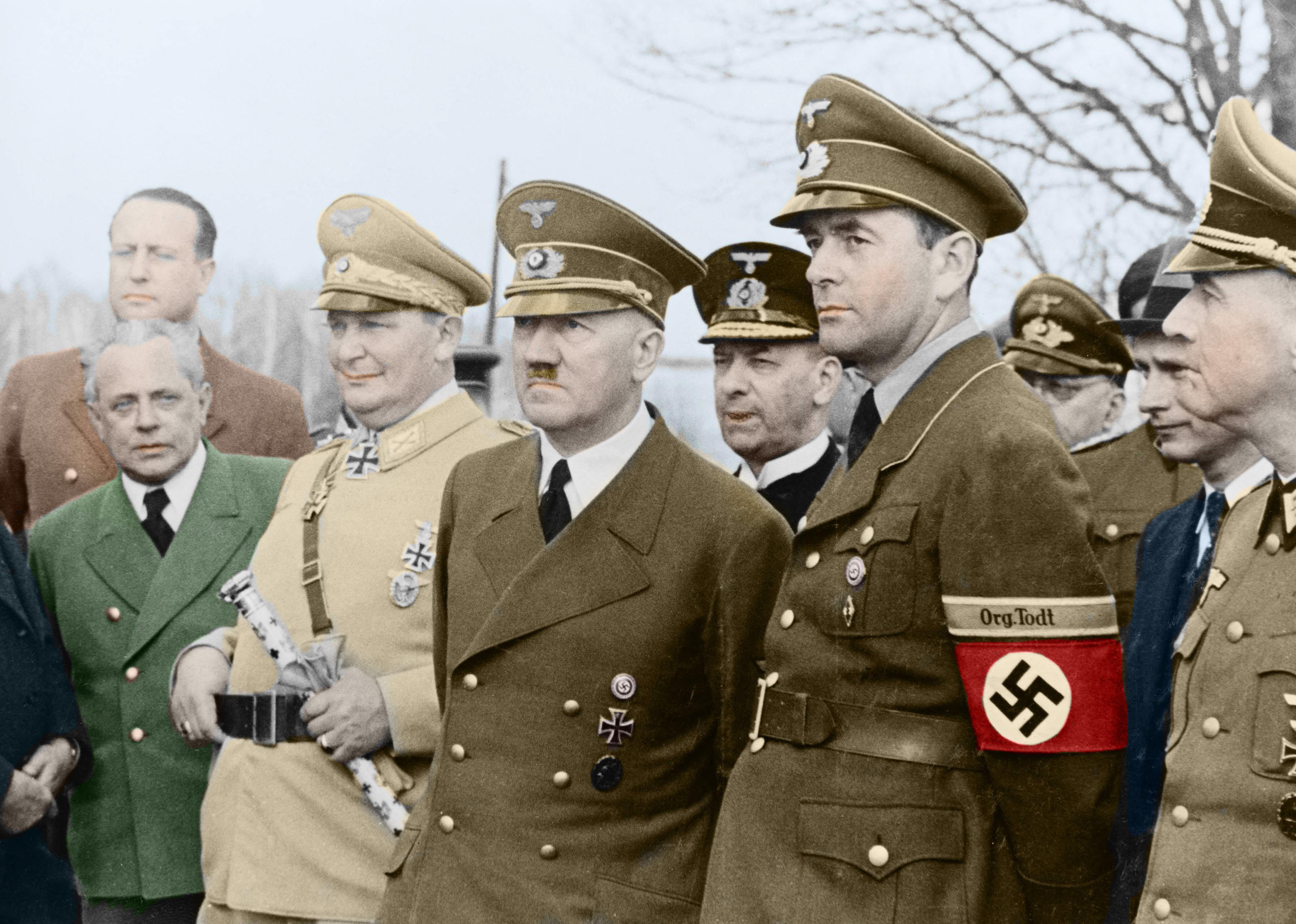 Al centro dell'immagine Adolf Hitler, leader del Partito Nazista e Fuhrer della Germania dal 1934 al 1945 (Afp)