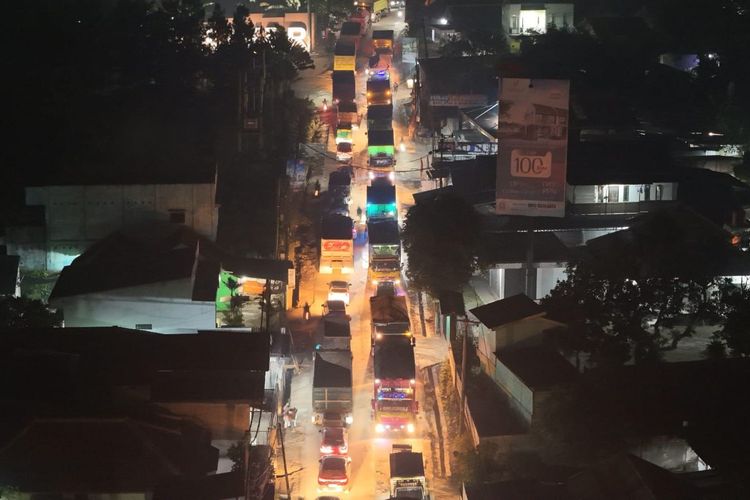 Dampak Tambang Parung Panjang, Rumah Warga Retak Akibat Truk Harian