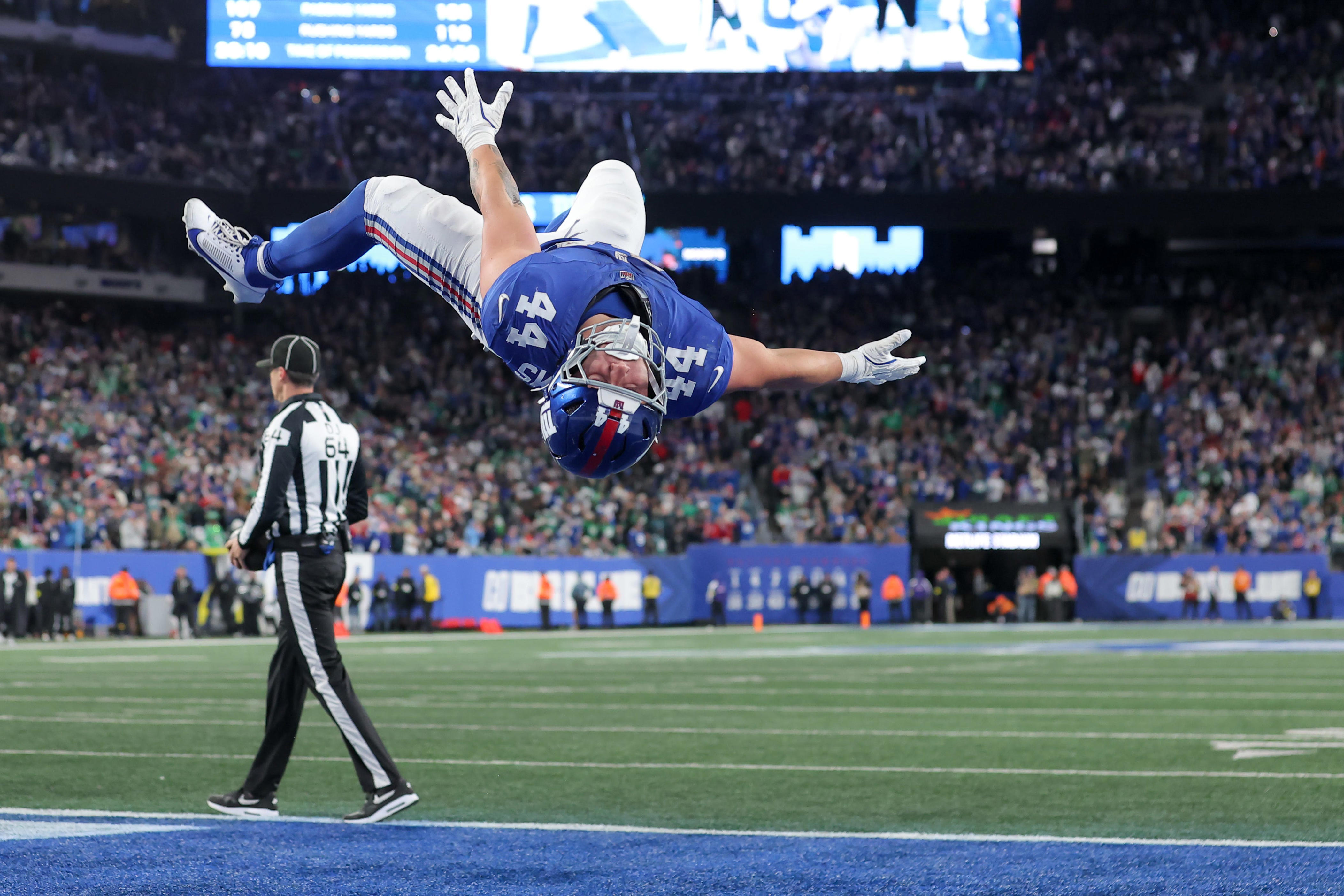 mike-kafka-new-york-giants-knew-cam-skattebo-would-be-in-staged-wwe