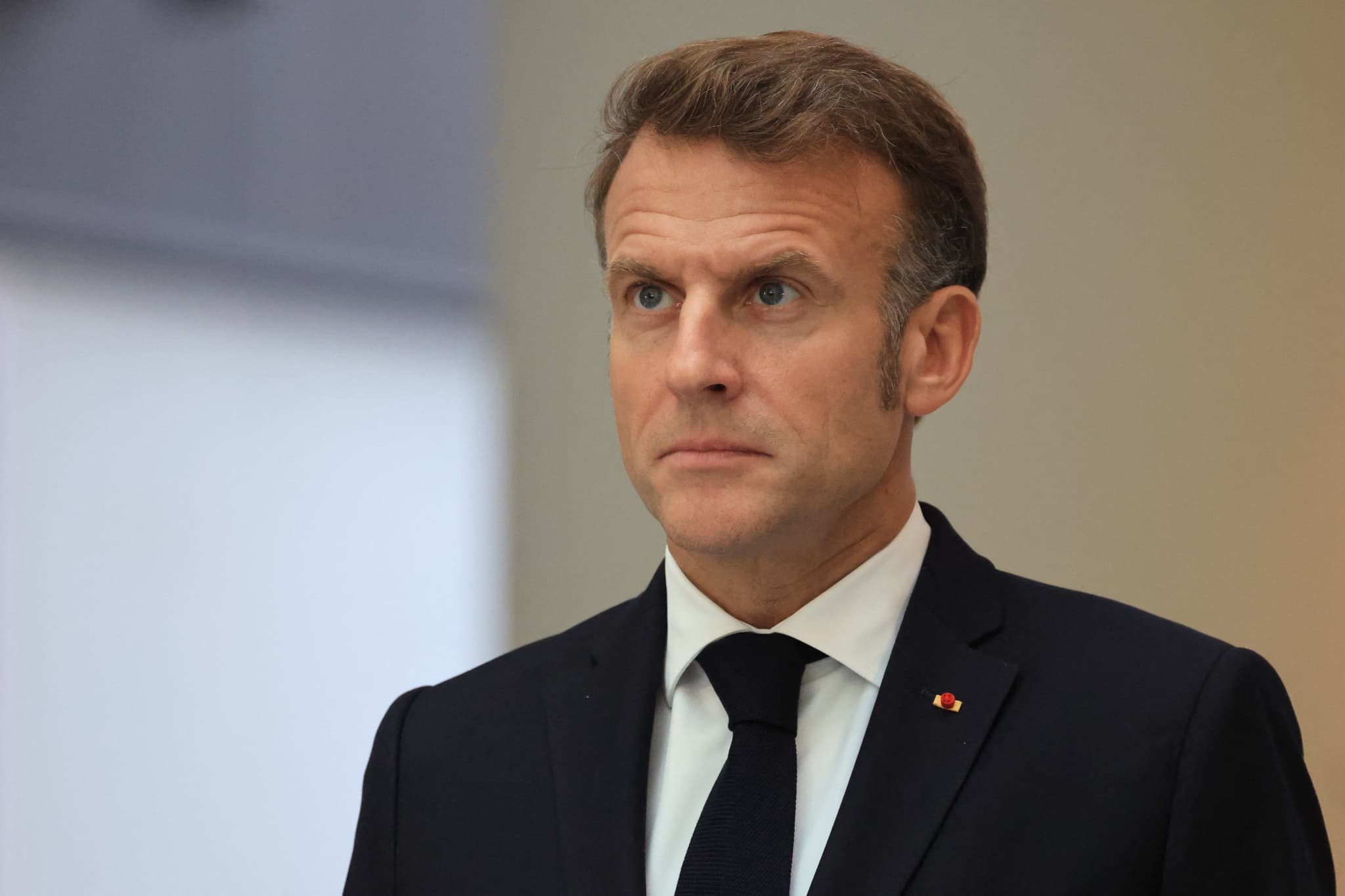 Emmanuel Macron réclame au président iranien la "libération pleine et ...