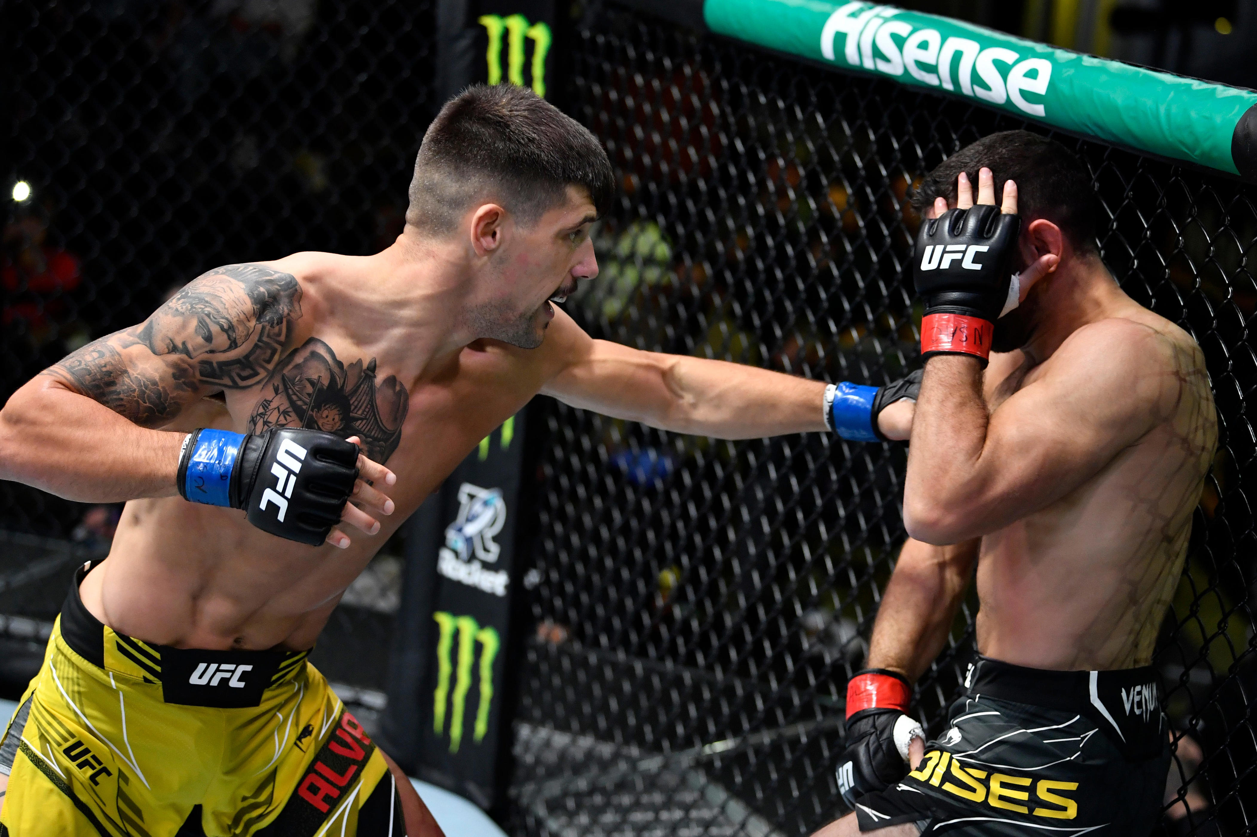 Joel Alvarez vs. Vicente Luque prediction, pick, start time for UFC Rio