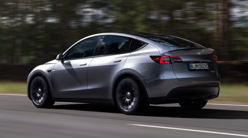 Penjualan Tesla Model Y tembus 4 juta unit