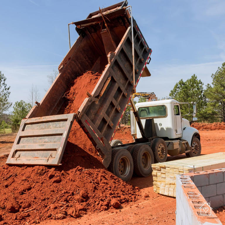 Commercial vs residential excavation: Cost and process differences