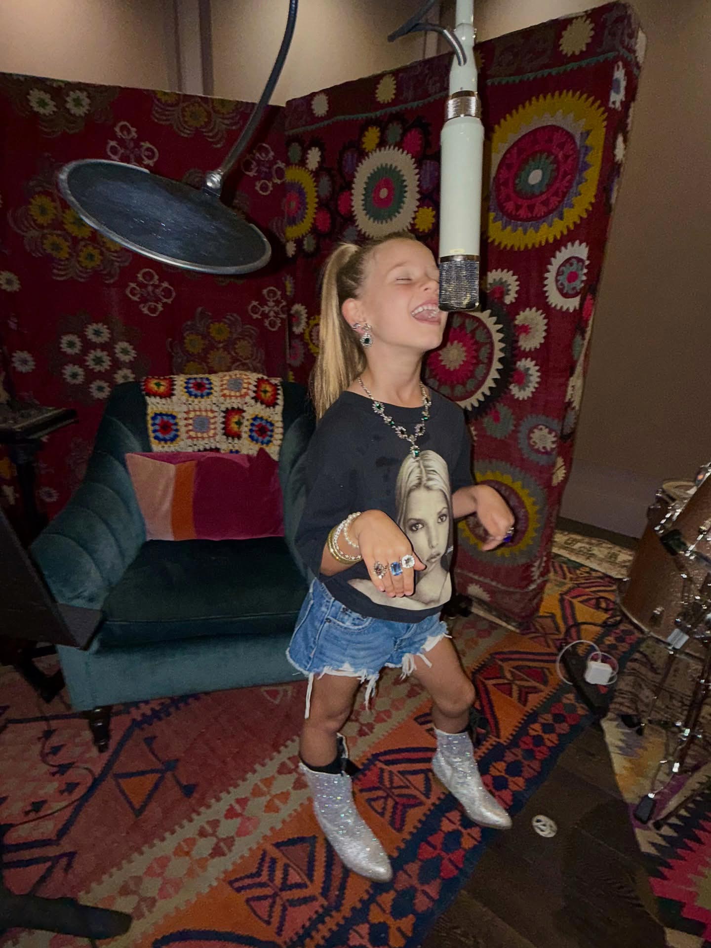 Jessica Simpson's Daughter Birdie, 6, Is Her Twin for Spirit Week at School