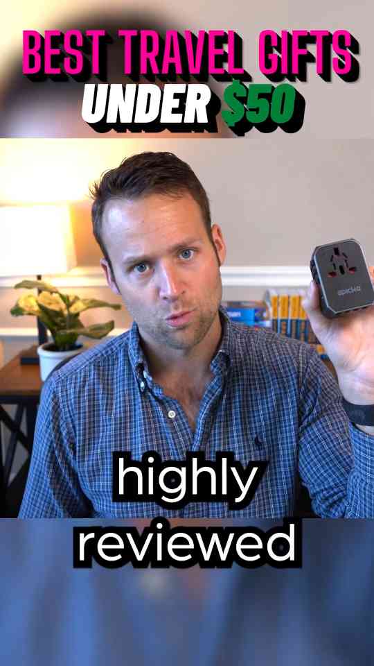 This Is The Best Universal Travel Adapter