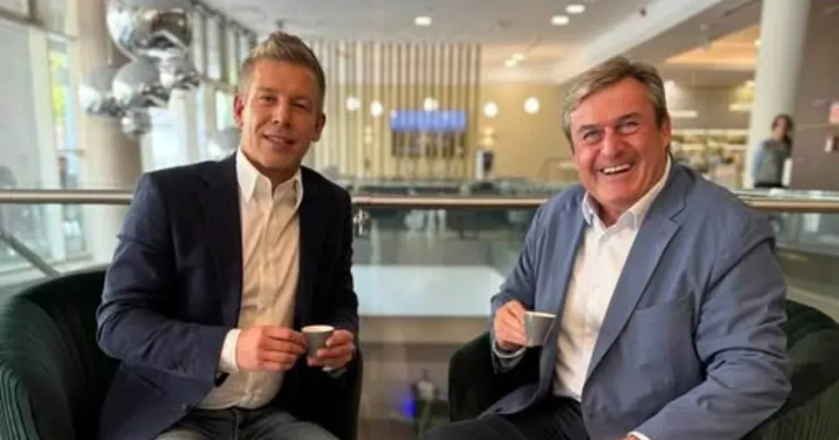 A Shell korábbi globális alelnökével egyeztetett Magyar Péter