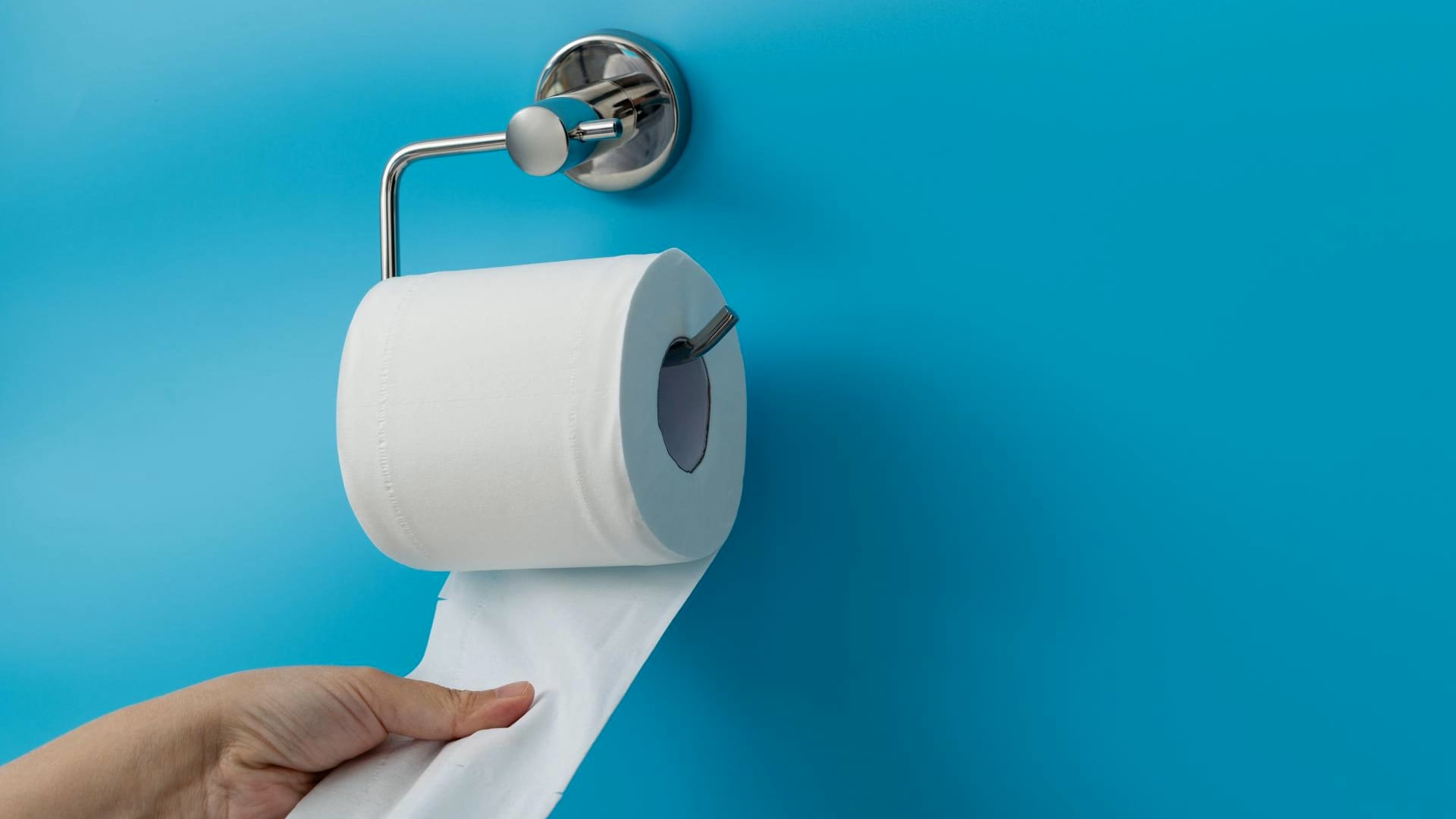 Is There An Ideal Time Of Day To Poop?