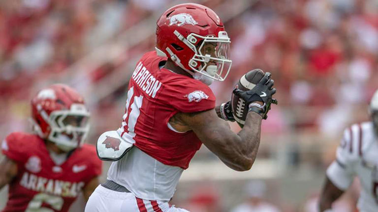 Leadership skills from 'Unc' helps lift Razorbacks' spirits during ...