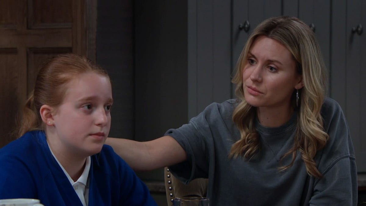 Emmerdale Clemmie Reed Dawn Fletcher