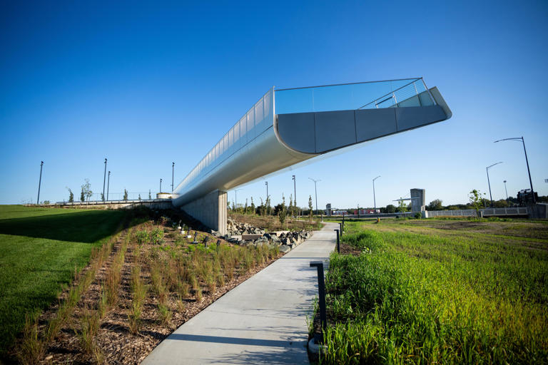 Opening of Two Rivers Park seen as boost for Des Moines' slow-to ...