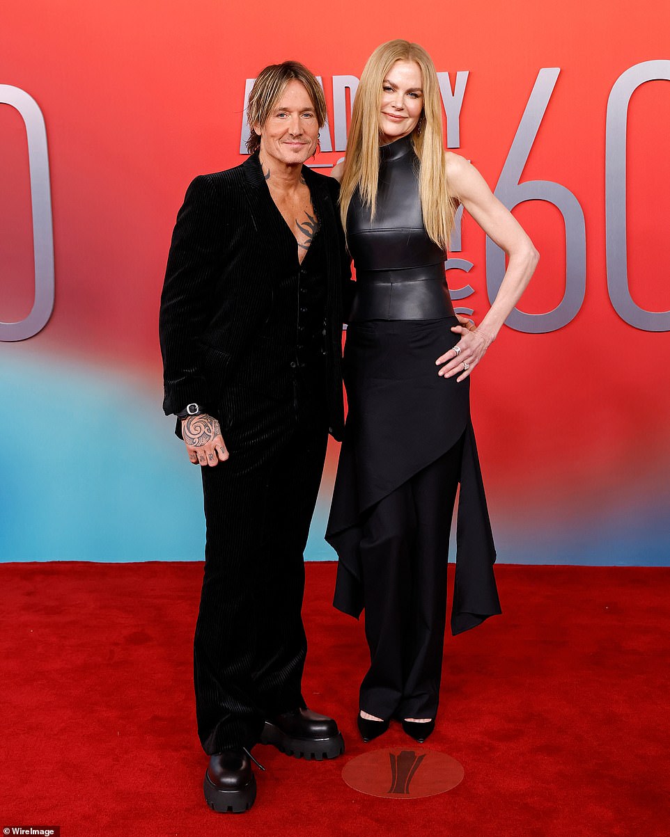 Report: Keith Urban's rumored new woman sings about 'fighting feelings'