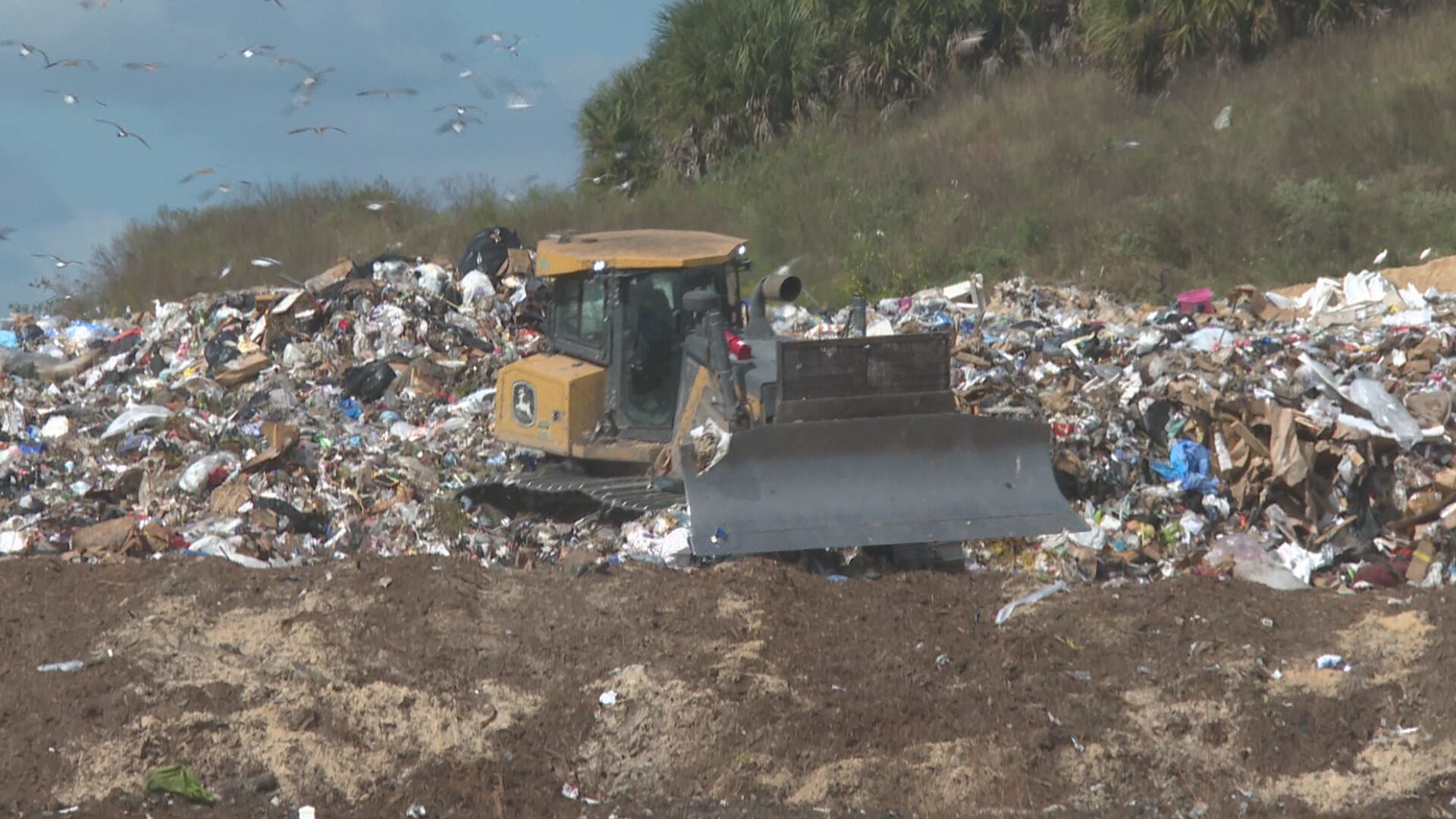 Increase in complaints of trash flying onto roadways in Bay County