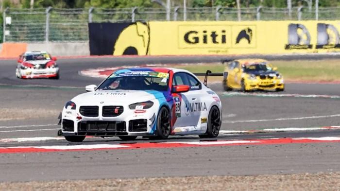 Mandalika Jadi Panggung Kebanggaan Mobil Balap TCR dan BMW